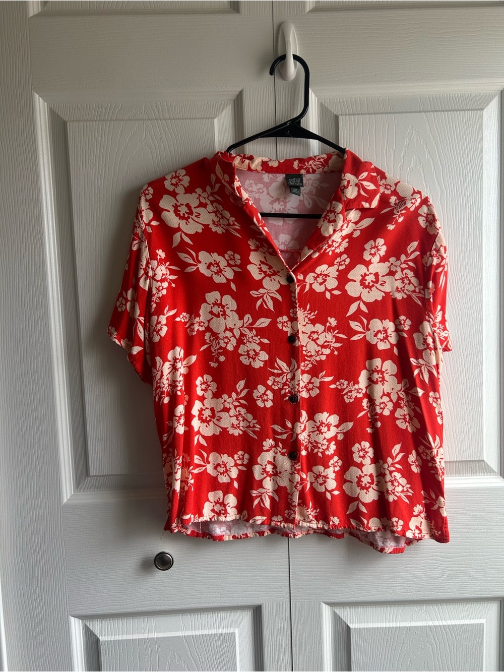 🌺 Wild Fable Red Floral Button-Up Blouse - Size Extra Small 🌺‎